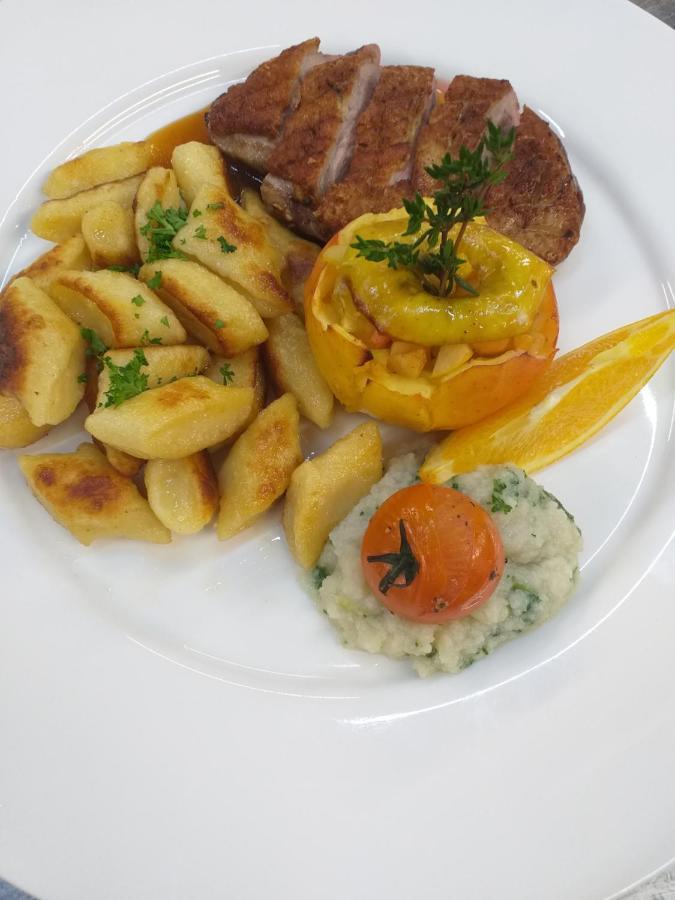 Hotel Landgasthof Adler 바트크로찡엔 외부 사진